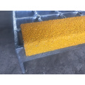 Galvanized Stair Tread with Yellow Abrasive Anti-slip Nosing Factory Directly Sale